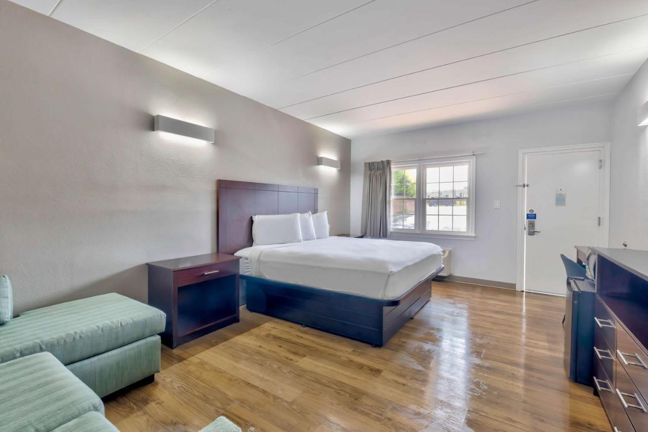 Motel 6-Falls Church, Va - Arlington Boulevard Eksteriør billede